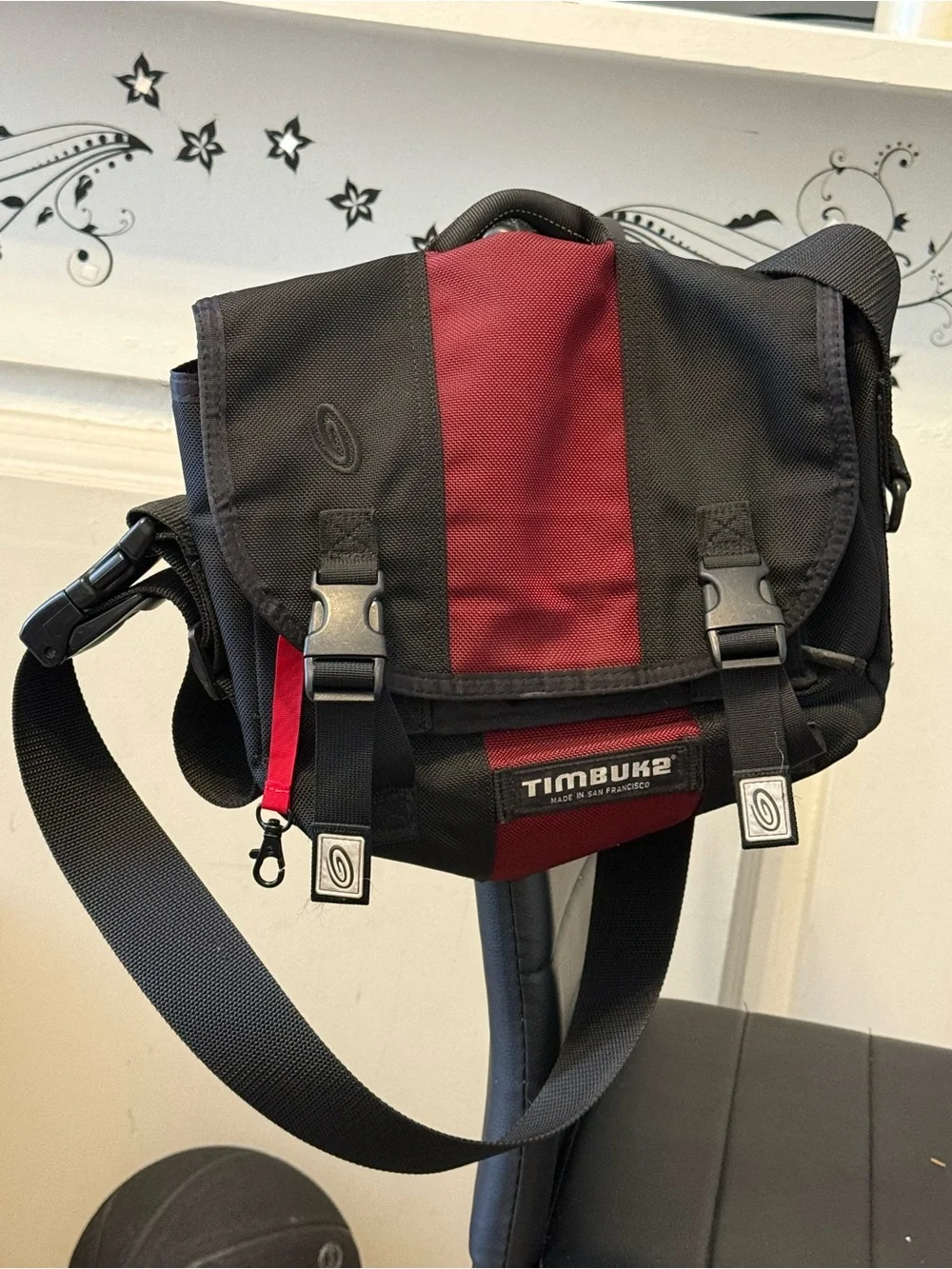 Timbuk2 Messenger Bag Red/Blk Large Laptop Commuter Crossbody NWT travel